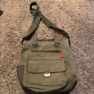 Sherpani Trevia with Eco-Friendly Materials and Water-Resistant Design